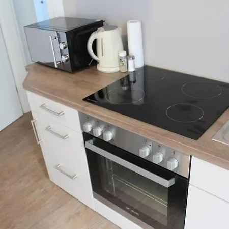 London . Chillinghouse # 9, 3 Min. Vom Ice, Netflix, Garten Apartament Siegburg