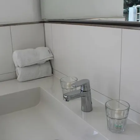 Apartment London . Chillinghouse # 9, 3 Min. Vom Ice, Netflix, Garten *