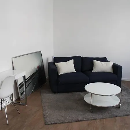 London . Chillinghouse # 9, 3 Min. Vom Ice, Netflix, Garten *