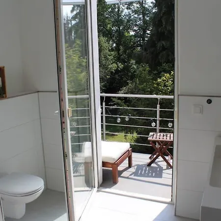 Apartamento London . Chillinghouse # 9, 3 Min. Vom Ice, Netflix, Garten Siegburg