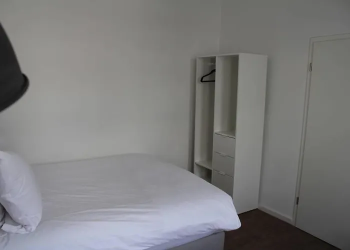 London . Chillinghouse # 9, 3 Min. Vom Ice, Netflix, Garten Apartmán *